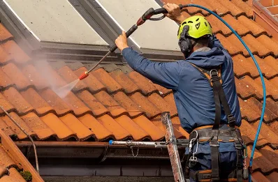 Démoussage et hydrofuge de toiture à Kirviller